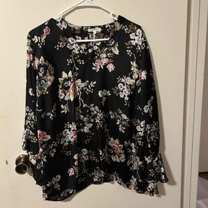 Maurices Black and White Flutter Sleeve Blouse